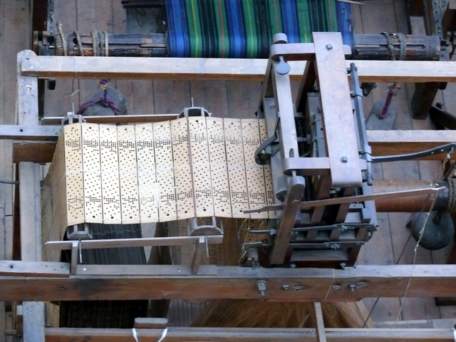 Jacquard Loom