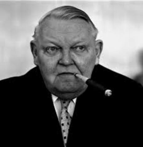 Los aliados nombran director económico a Ludwih Erhard