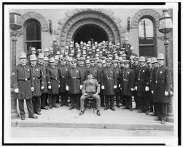 First Police Force in U.S.