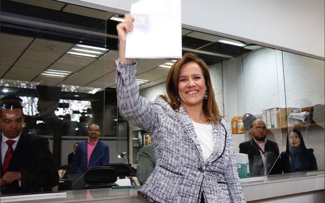 Margarita Zavala se registra como pre-candidata Independiente.