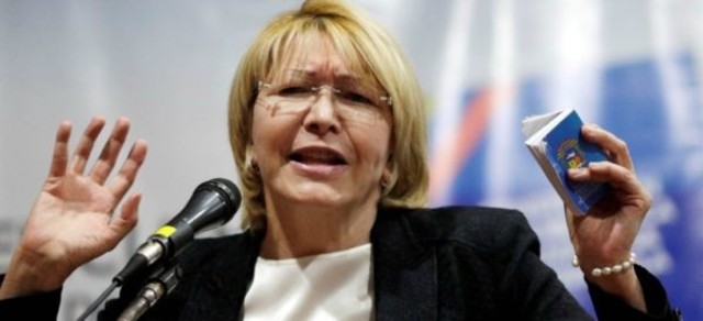 Ex fiscal de Venezuela denuncia que Odebrecht quiere callarla Luisa Ortega reveló la semana pasada un video en el que el presidente de la compañía brasileña en Venezuela admite corrupción.