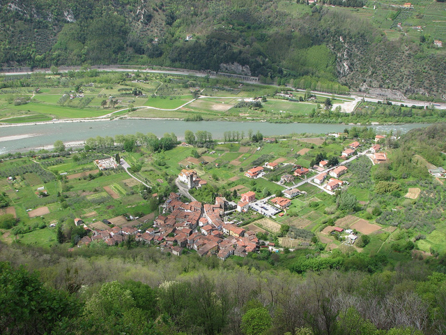 Leonardo born on April 15