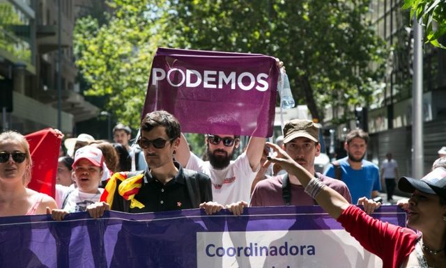 PROTESTA FRENTE A DEPENDENCIAS DE EXTRANJERÍA