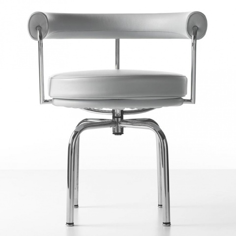 Silla de respaldo redondo de Le Corbusier.