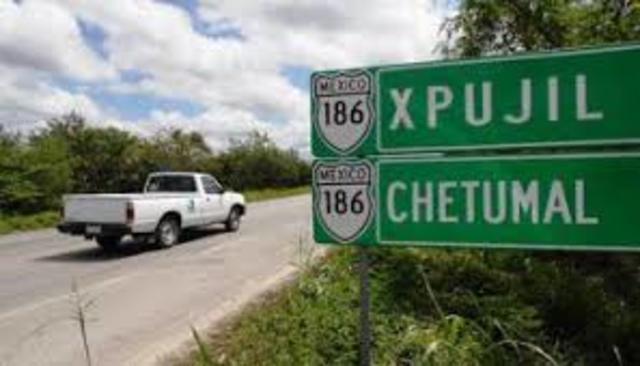 Se inaugura la carretera Chetumal-Escárcega