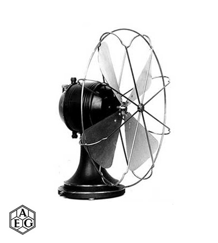 Peter Behrens diseña Ventilador para AEG.
