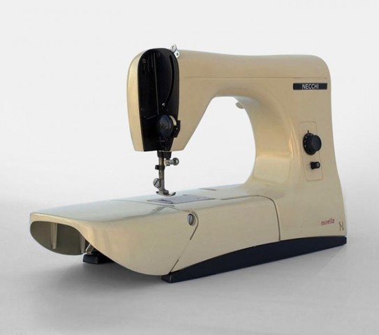 Marcello Nizzoli designed a handsome looking sewing machines