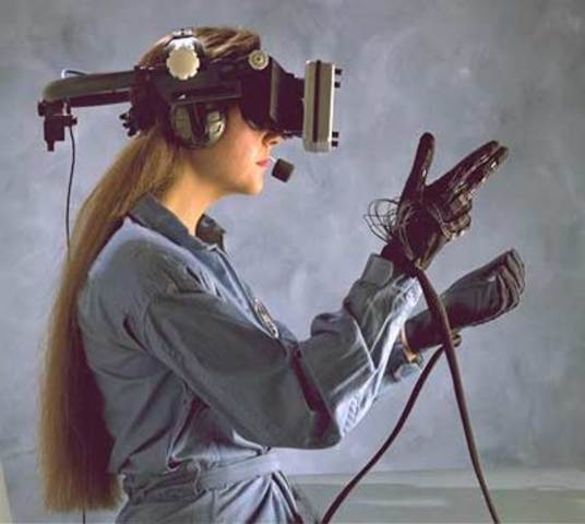 Augmented Reality / Virtual Reality