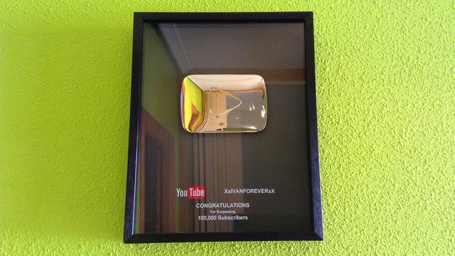 THE GOLD PLATE OF  YUTUBE!!!