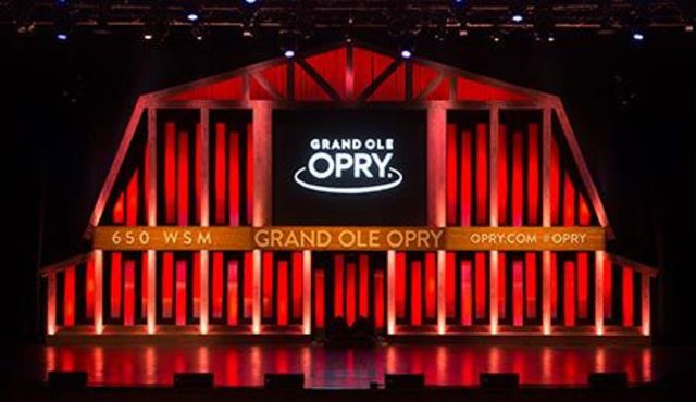 Grand Ole Opry begins Saturday Night broadcasts