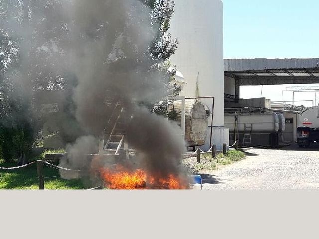 Explosión de torres de energía de El Carmen