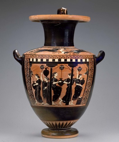 Women at the Fountain House