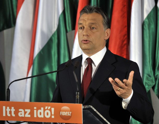Országgyűlési választásokon aratott fölényes FIDESZ győzelem