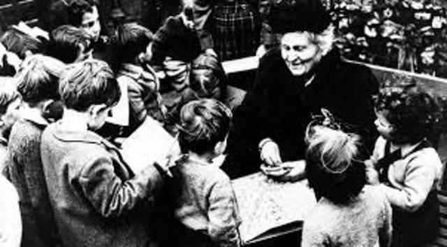 MARIA MONTESSORI (1870 - 1952)