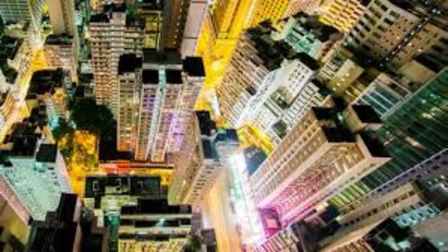 HK grows to become a major finance