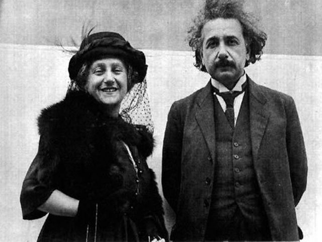 He married with Maric