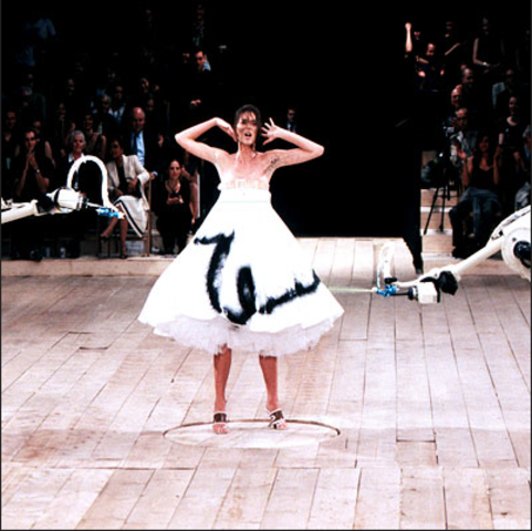 Alexander McQueen- S/S 1999