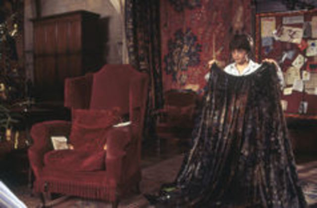 Harry receives the Invisibility Cloak