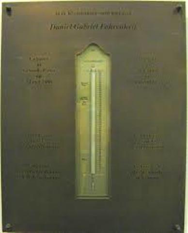 Gabriel Fahrenheit made the first thermometer to use mercury in glass (32° = freezing; 212° = boiling)