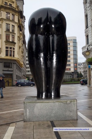 Culis Monumentalibus - Eduardo Úrculo