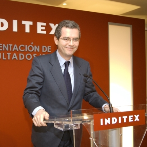 Pablo Isla, asume la presidencia de Inditex