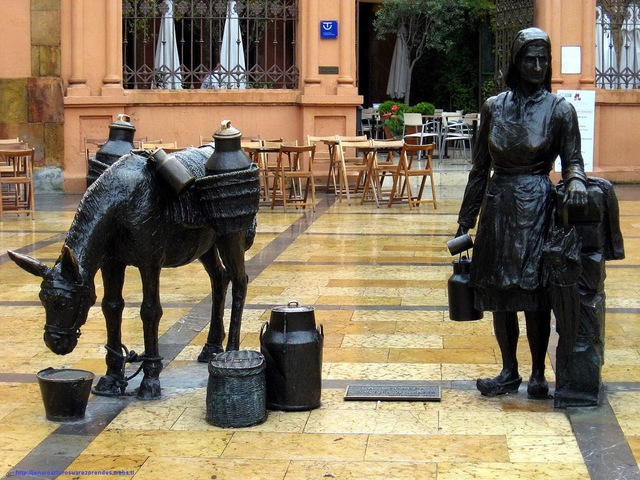 Estatua la lechera - Adolfo Casaprima