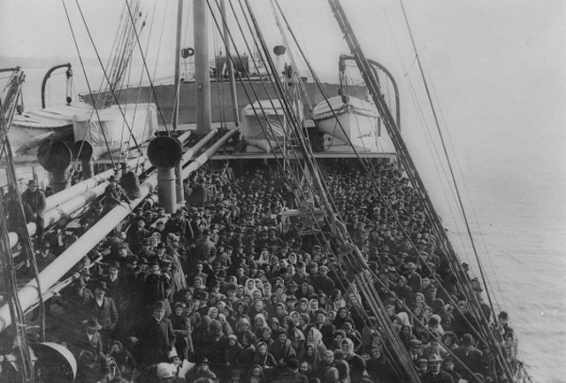 Polly leaves to Canada to find John