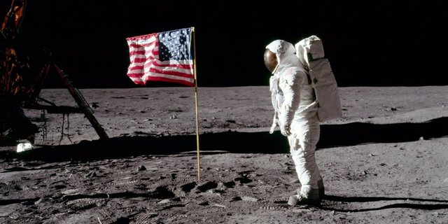 Apollo Lands on the Moon