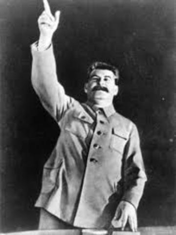 Stalin Becomes Leader of Soviet Union