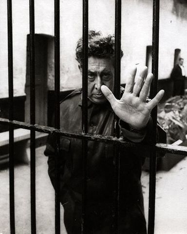 David Alfaro Siqueiros en prisiòn