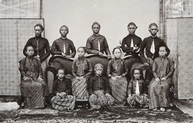 Terbitan perdana kisah perjalanan Purwa Lelana