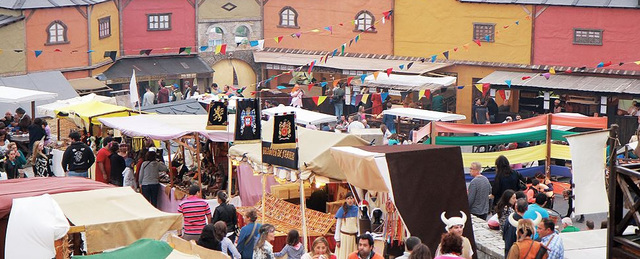 Ricardo Brennand vai à Inglaterra, adquire obras "medievais"