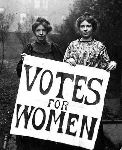 Kvinnor får rösträtt