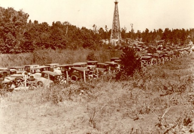First Major Oil Discovery in Texas