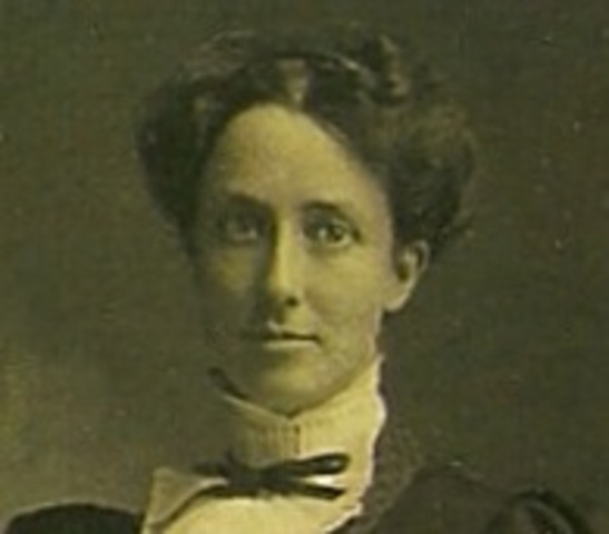 Agnes Forbes Blackadder became the first woman to graduate from St Andrews on the same level as men of the time in October 1894
