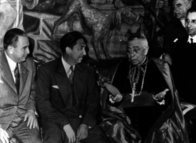 Construcciòn de Plaza monumental de la Basilica de Guadalupe