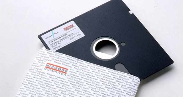 Aparición de los disquetes de 5 1/4 pulgadas