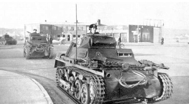 Los Nazis invaden Dinamarca y Noruega.