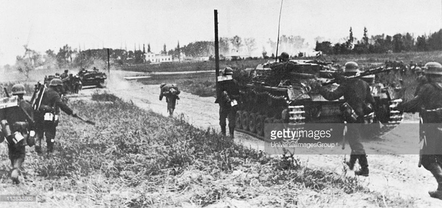 Germany & Poland The Blitzkrieg warfare