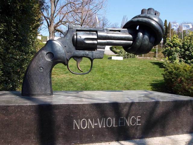 Carl Fredrik Reuterswärd - Non-violence