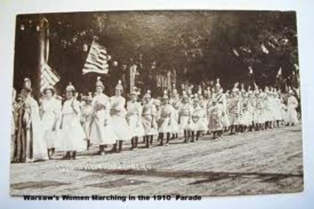 Women march up Pennsylvania Avenue in D.C.