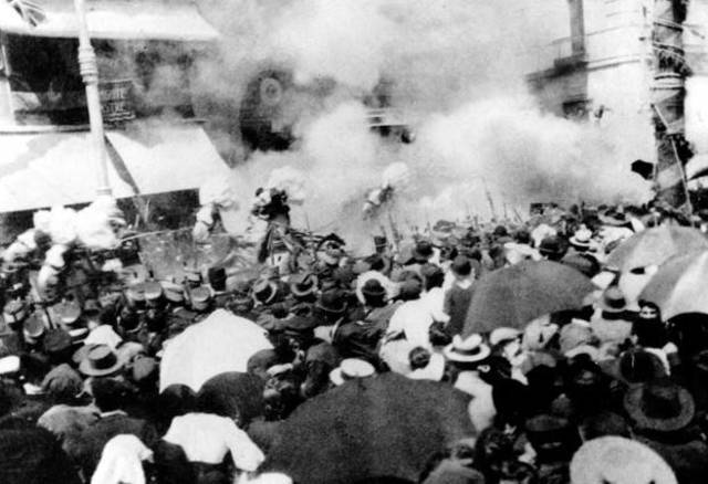 BODA REAL Y ATENTADO TERRORISTA