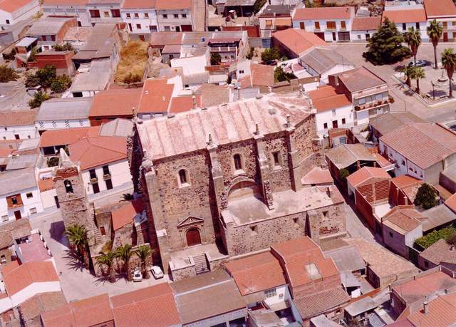 IGLESIA DE SANTA CECILIA DE MEDELLÍN