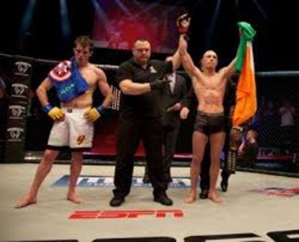 conor defeats Dave hill