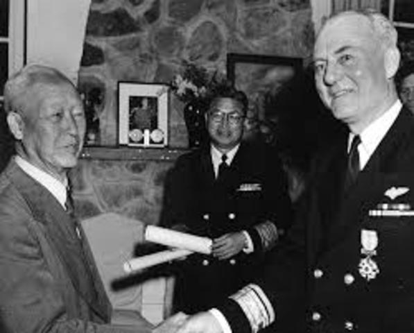 U.S. Military establish government of Syngman Rhee in South Korea.