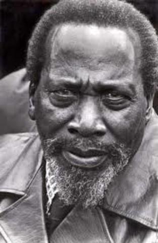 Jomo Kenyatta became leader of KAU