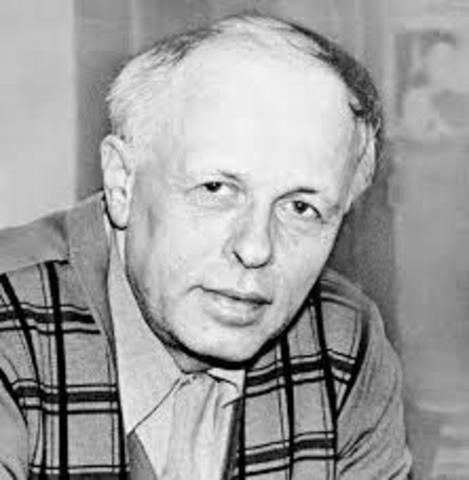 The dissent physicist Andrey Sakharov is sent into exile.