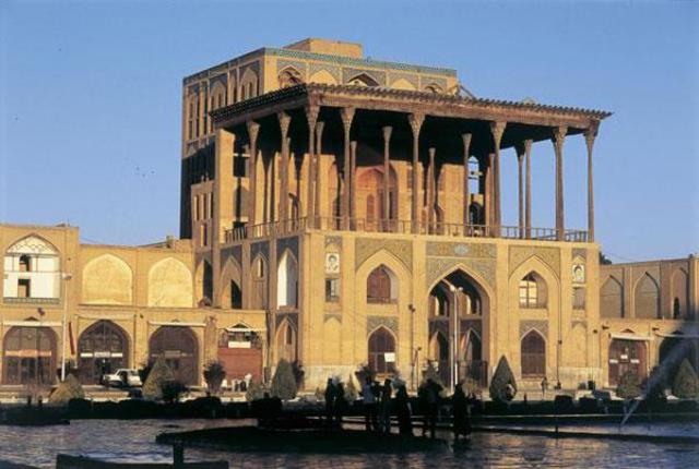 Conjunto monumental de Isfahán: Palacio Ali Qapu