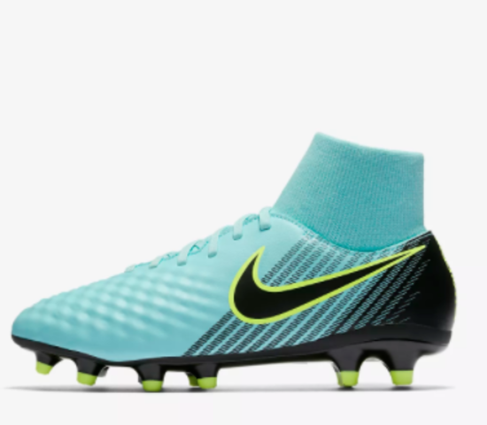 Nike Dynamic Fit Collar