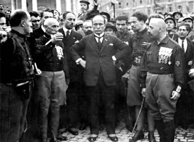 Mussolini al frente del estado italiano.